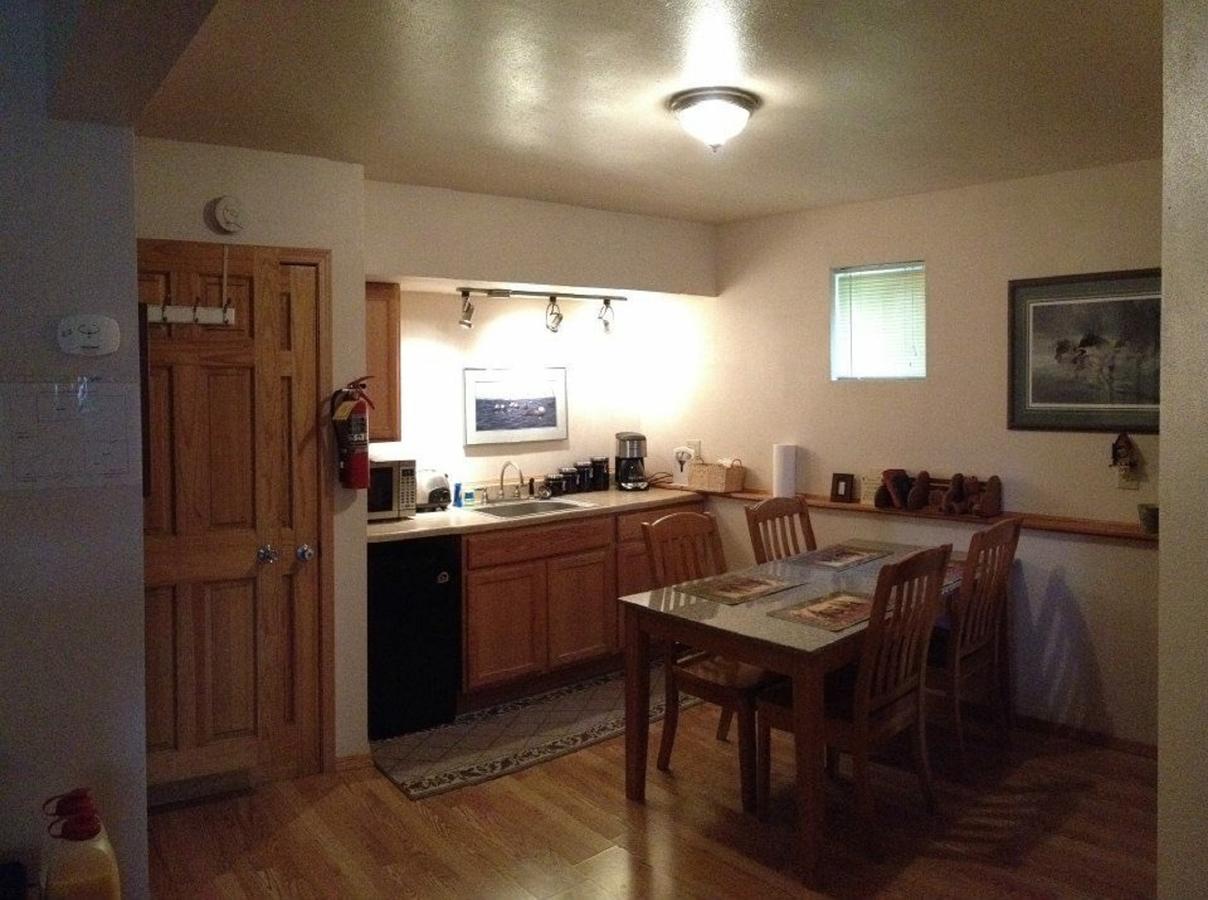 Bears Den Alaska Lodging Сьюард Экстерьер фото